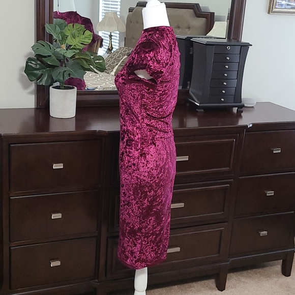 Midi dress - Picture 4 of 7